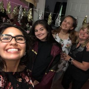 Meet your Posher, Andrea